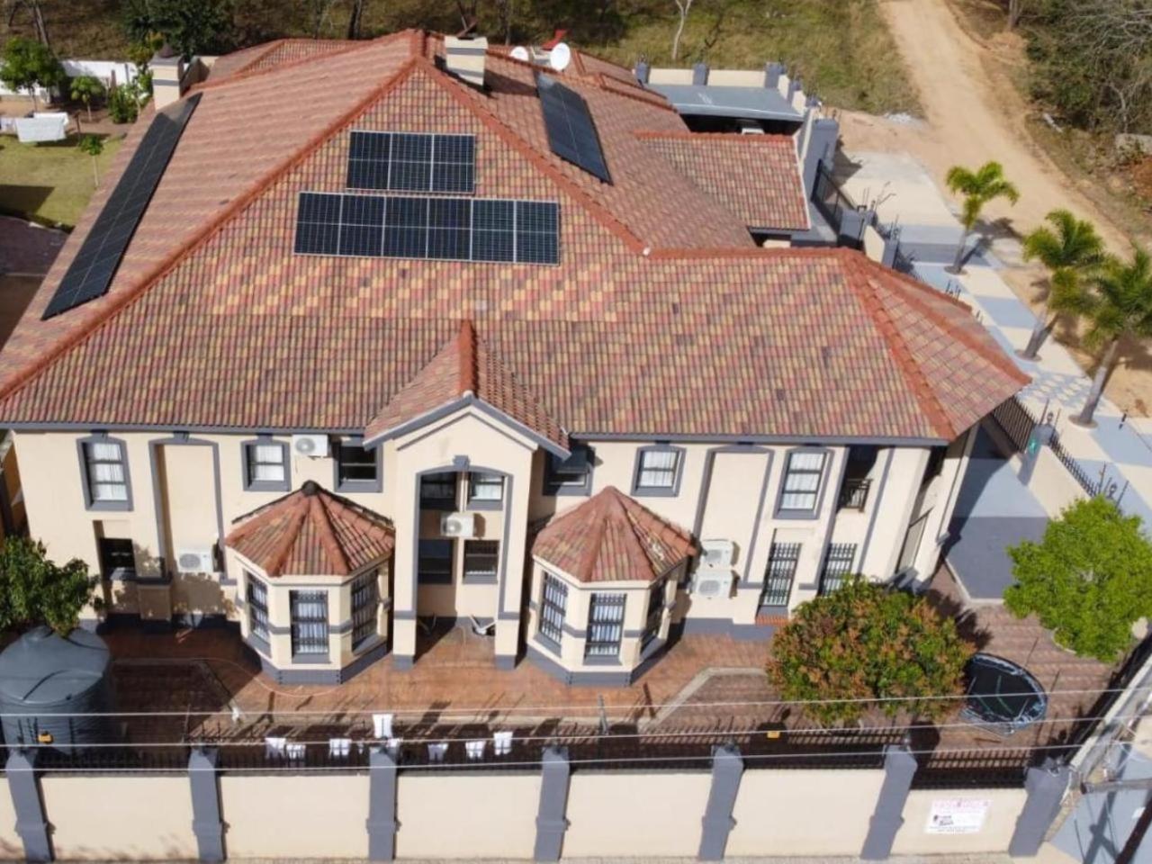 Khutso Boutique Hotel Хейзивю Екстериор снимка