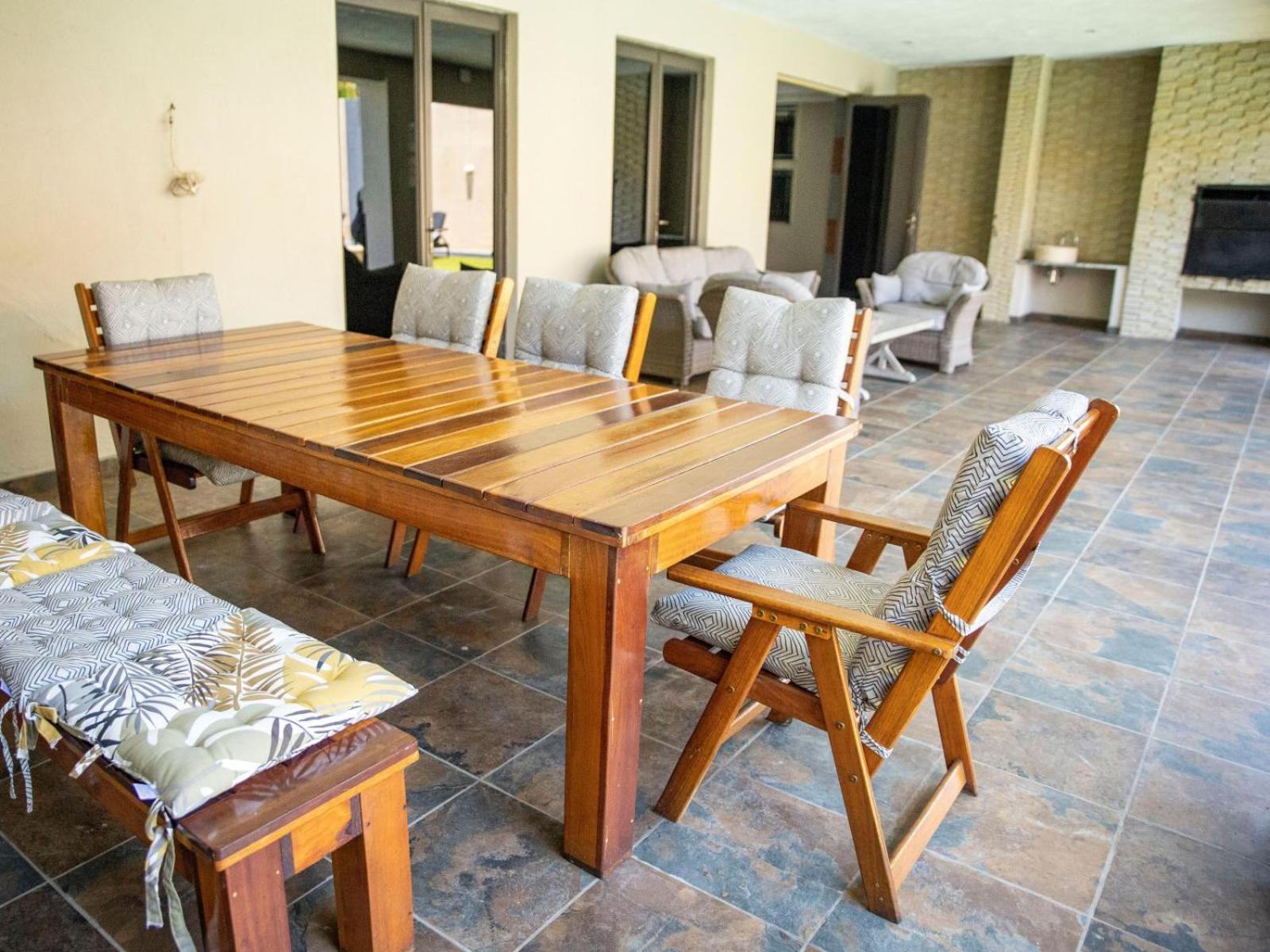 Khutso Boutique Hotel Хейзивю Екстериор снимка