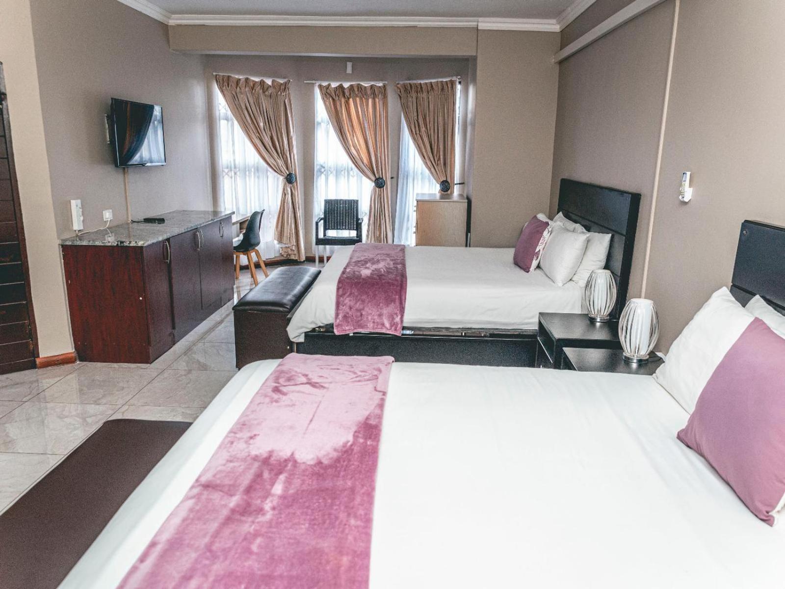 Khutso Boutique Hotel Хейзивю Екстериор снимка