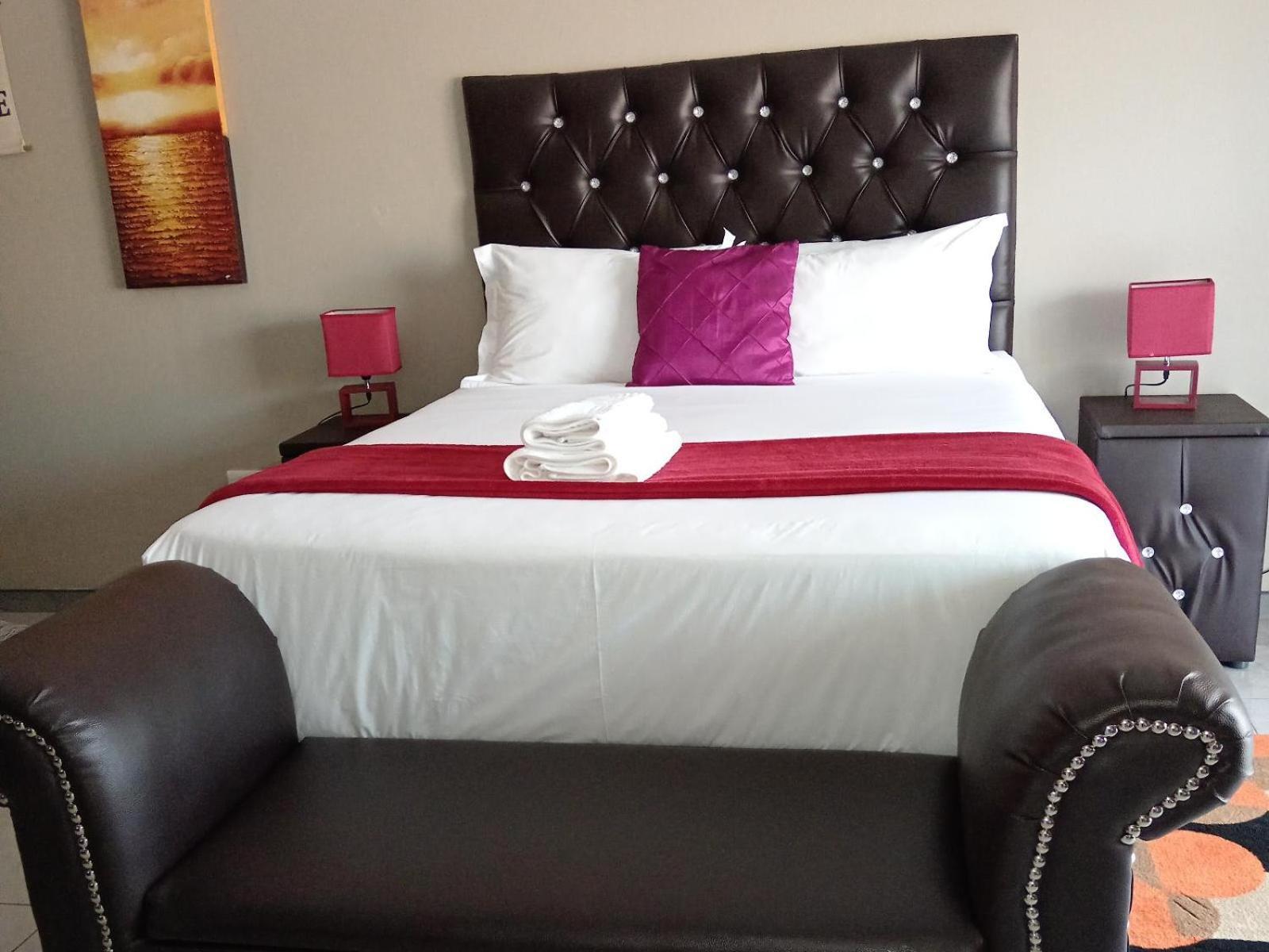 Khutso Boutique Hotel Хейзивю Стая снимка